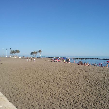 Apartamento Playa De Almeria - Playa Del Zapillo Bagian luar foto